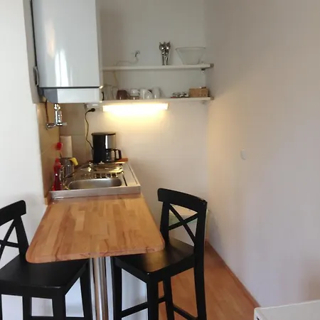 Nippes City Apartment *